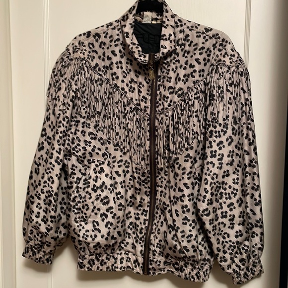 ICONIC 80s urban cowgirl — Fuda International silk leopard fringe bomber jacket - Picture 3 of 8